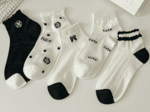 Women’s Cute Dots Print Casual Ankle Socks-24SY-2222