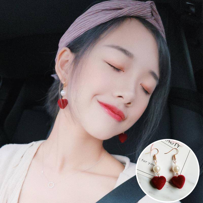 Irregular Love Heart-Patterned Dangle Hook Geometric Drop Earrings - Image 8
