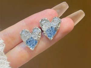 Sparkling Heart Shaped Love Ear Studs
